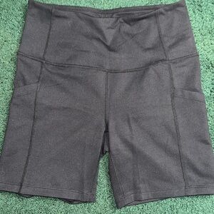 Zella Live In High Waist Pocket Bike Shorts - M